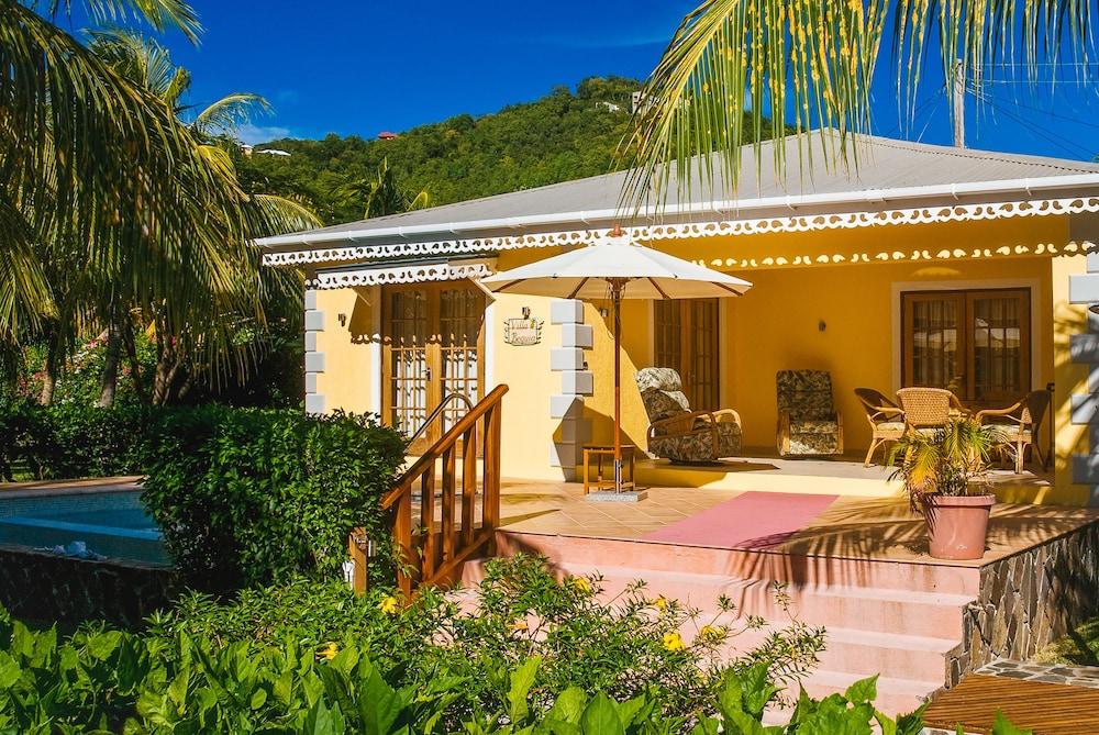 Bequia Beach Port Elizabeth Esterno foto