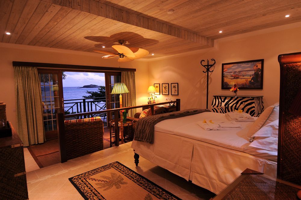 Bequia Beach Port Elizabeth Esterno foto